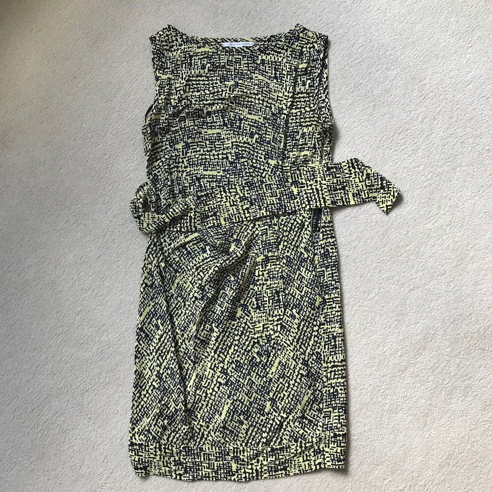 DIANE von FURSTENBERG New Della Sheath Dress Size 10 Lilly Crepe Yellow Black